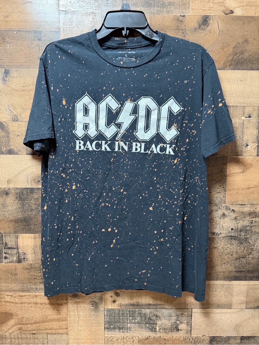 AC/DC Back In Black T-Shirt Mens L Black Bleach Splatter Distressed Band Tee